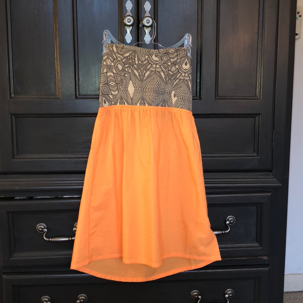 Strapless dress